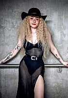 Janet Devlin